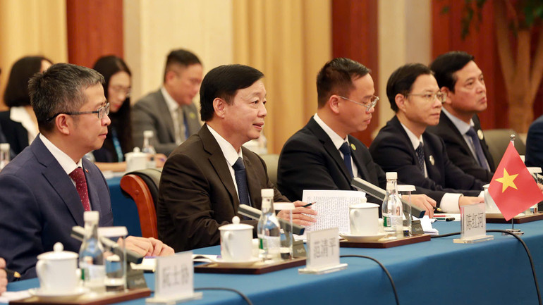 Phó Thủ tướng Trần Hồng Hà tại buổi hội kiến. thh04-890.jpg