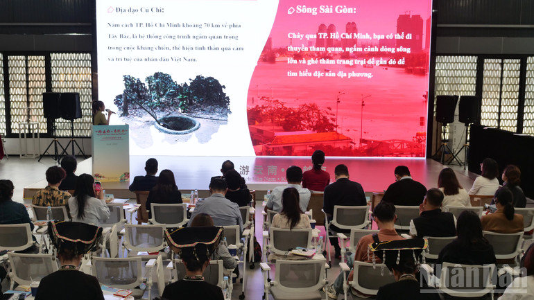 Giới thiệu các điểm du lịch về nguồn tại Việt Nam. ndo_br_a05-p2158345.jpg