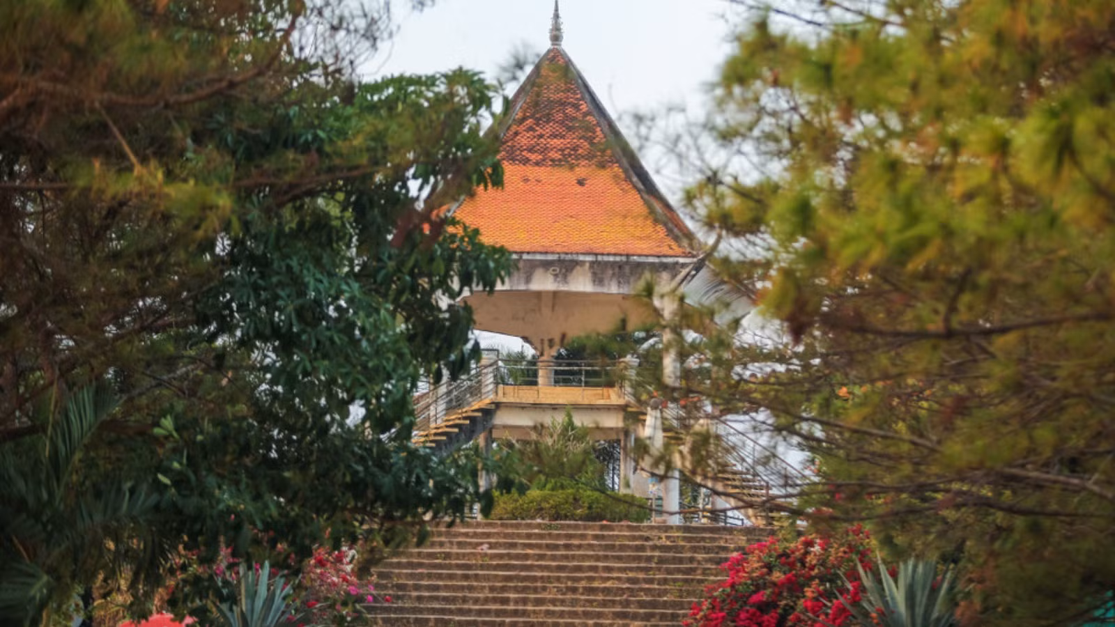 thiet-ke-chua-co-ten-63.png