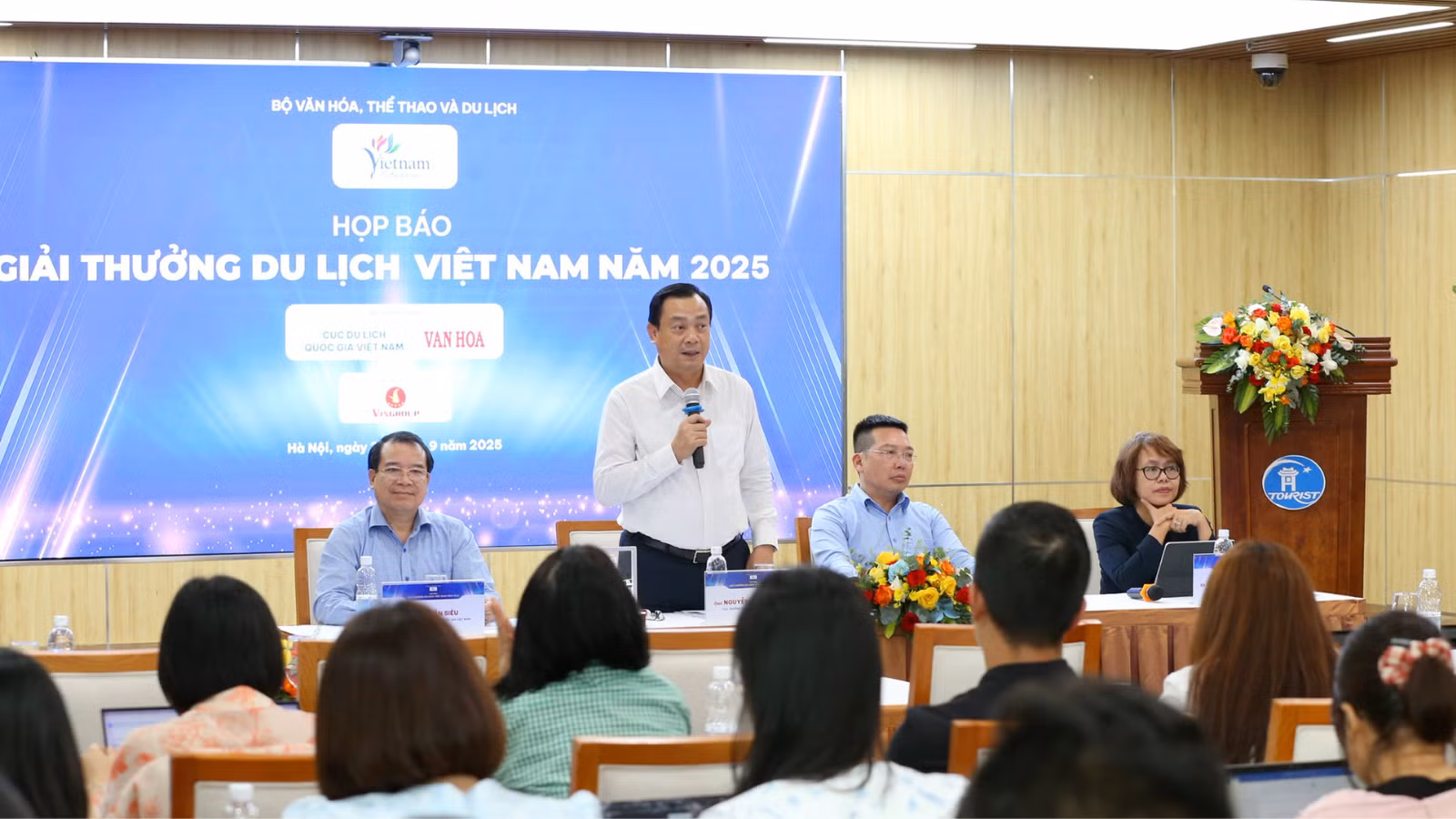 Cục trưởng Du lịch Quốc gia Việt Nam Nguyễn Trùng Khánh chia sẻ tại sự kiện.