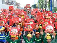 Không khí rộn ràng đã lan tỏa khắp công trường Dự án Khu cao tầng Sycamore lô B9, B10 ,phường Bình Dương, Thành phố Hồ Chí Minh.