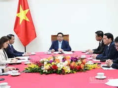 Thủ tướng Chính phủ Phạm Minh Chính điện đàm với Tổng thống Các Tiểu vương quốc Ả-rập thống nhất (UAE) Sheikh Mohammed bin Zayed Al-Nahyan. (Ảnh: Trần Hải)