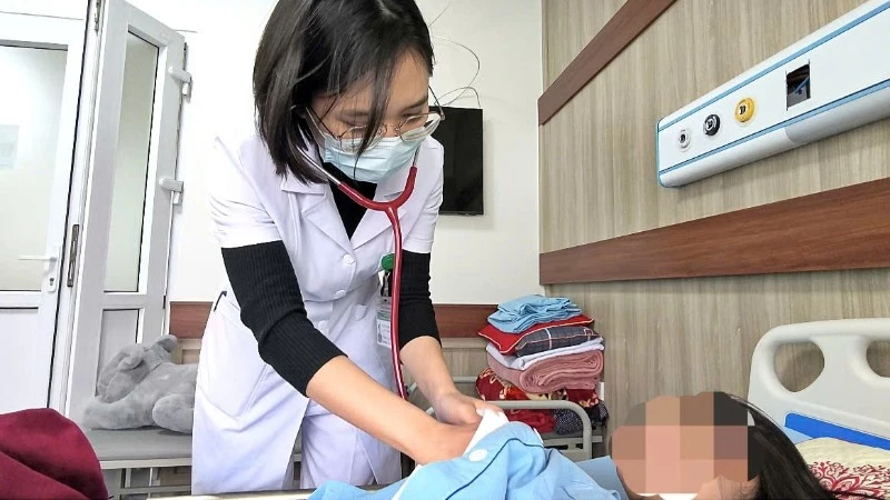 Cô Gái 16 Tuổi Thoát Chết Thần Kỳ Sau Khi Nhiễm Vi Khuẩn Kháng Thuốc Nguy Hiểm