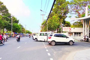 Đường Nguyễn Văn Linh đấu nối vào tuyến tránh Long Xuyên sẽ giảm tải trong nội đô.