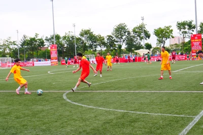 Đội Báo Nhân Dân xuất sắc giành chiến thắng trước đội Đài Truyền hình Việt Nam.