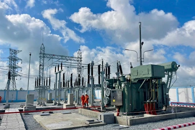 Trạm biến áp 110kV khu công nghiệp Hòa Bình và đường dây đấu nối (tỉnh An Giang) - một trong 2 công trình của EVNSPC chào mừng 80 năm Cách mạng Tháng Tám thành công và Quốc khánh 2/9.