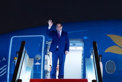 Thủ tướng Phạm Minh Chính đến Thiên Tân, bắt đầu chuyến tham dự Hội nghị Thượng đỉnh Tổ chức Hợp tác Thượng Hải (SCO) 2025. (Ảnh: Dương Giang/TTXVN)