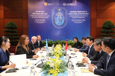 Bộ Công an ký biên bản hợp tác với các đối tác về đấu tranh phòng chống tội phạm mạng. (Ảnh: Bộ Công an)