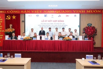 Quang cảnh buổi lễ.