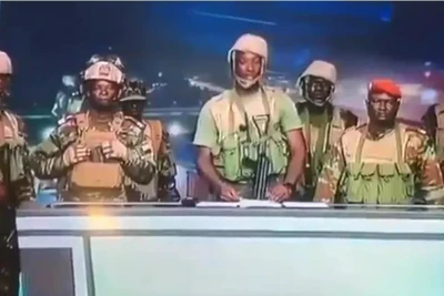 Nhóm binh sĩ tự xưng là Ủy ban Tái thiết Quân sự Benin (CMR) tuyên bố phế truất Tổng thống Patrice Talon trên truyền hình ngày 7/12. 