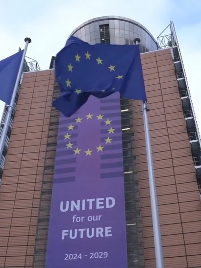 [Video] EU đóng băng vô thời hạn tài sản Nga, mở đường hỗ trợ tài chính Ukraine 