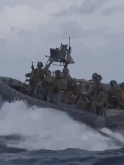 [Video] Mỹ truy đuổi tàu chở dầu thứ ba ngoài khơi Venezuela 