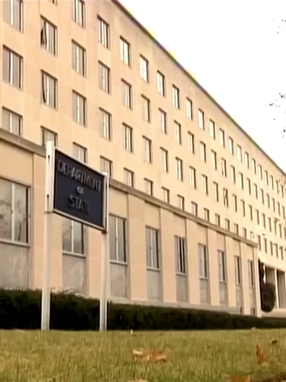 [Video] Chính quyền Mỹ triệu hồi gần 30 đại sứ về nước 