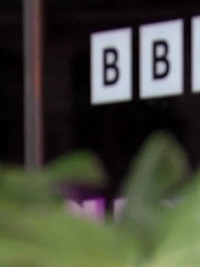 [Video] BBC tuyên bố theo đuổi vụ kiện phỉ báng do Tổng thống Mỹ khởi xướng 