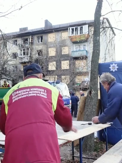 [Video] Nhiều khu vực của Nga và Ukraine mất điện, sưởi giữa giá rét vì giao tranh 