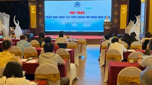 Duy trì tỷ lệ tiêm chủng đầy đủ các vaccine đạt hơn 90%