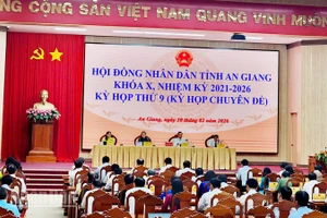Quang cảnh kỳ họp. 