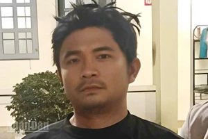 Đối tượng có Quyết định truy nã Lê Quyết Tiến bị cơ quan Công an bắt giữ.