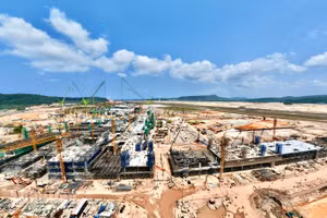 Toàn cảnh thi công công trường mở rộng Cảng Hàng không Quốc tế Phú Quốc.