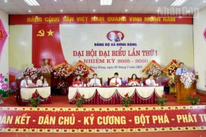 Đại hội Đại biểu lần thứ 1 Đảng bộ xã Đồng Đăng, tỉnh Lạng Sơn, nhiệm kỳ 2025- 2030 nghe chỉ đạo của Lãnh đạo Tỉnh ủy Lạng Sơn.