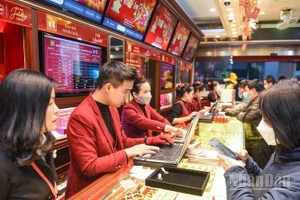 Giá vàng ngày 20/1: Trong nước, thế giới tiếp tục tăng cao kỷ lục