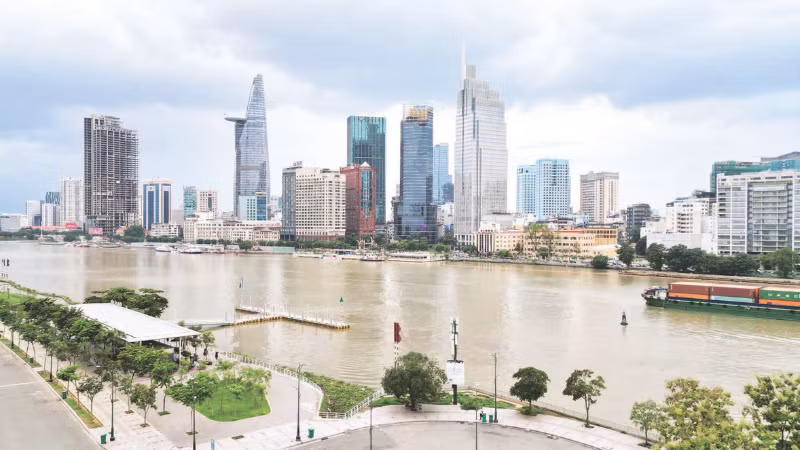 Khu vực trung tâm phường Sài Gòn với nhiều cao ốc văn phòng nằm trong quy hoạch Trung tâm tài chính quốc tế Việt Nam tại Thành phố Hồ Chí Minh. (Ảnh THẾ ANH)