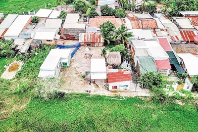 Nguồn lực đất đai bị lãng phí bởi quy hoạch treo, những quy định chưa bám sát thực tiễn. Trong ảnh: Khu đô thị Bình Quới-Thanh Đa quy hoạch gần 30 năm chưa triển khai.