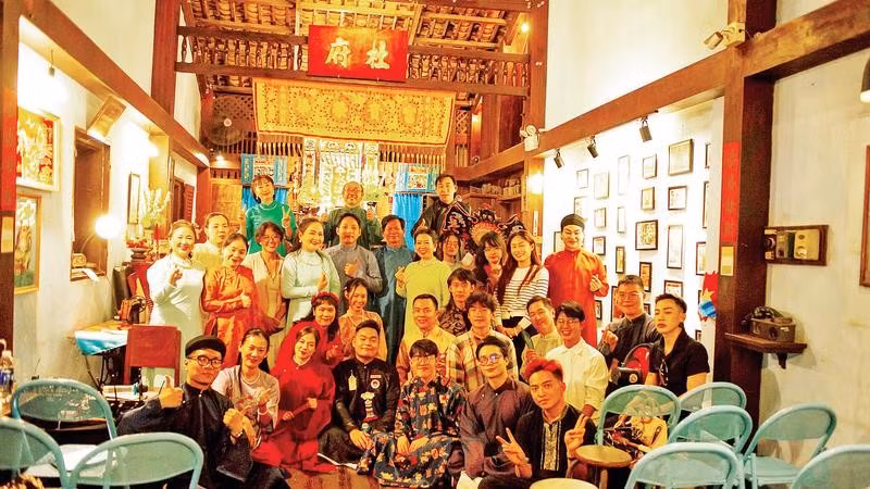 Các hoạt động tại chuỗi sự kiện “Nguơn đán-Tiếp cổ hòa kim” khiến nhiều bạn trẻ thích thú.