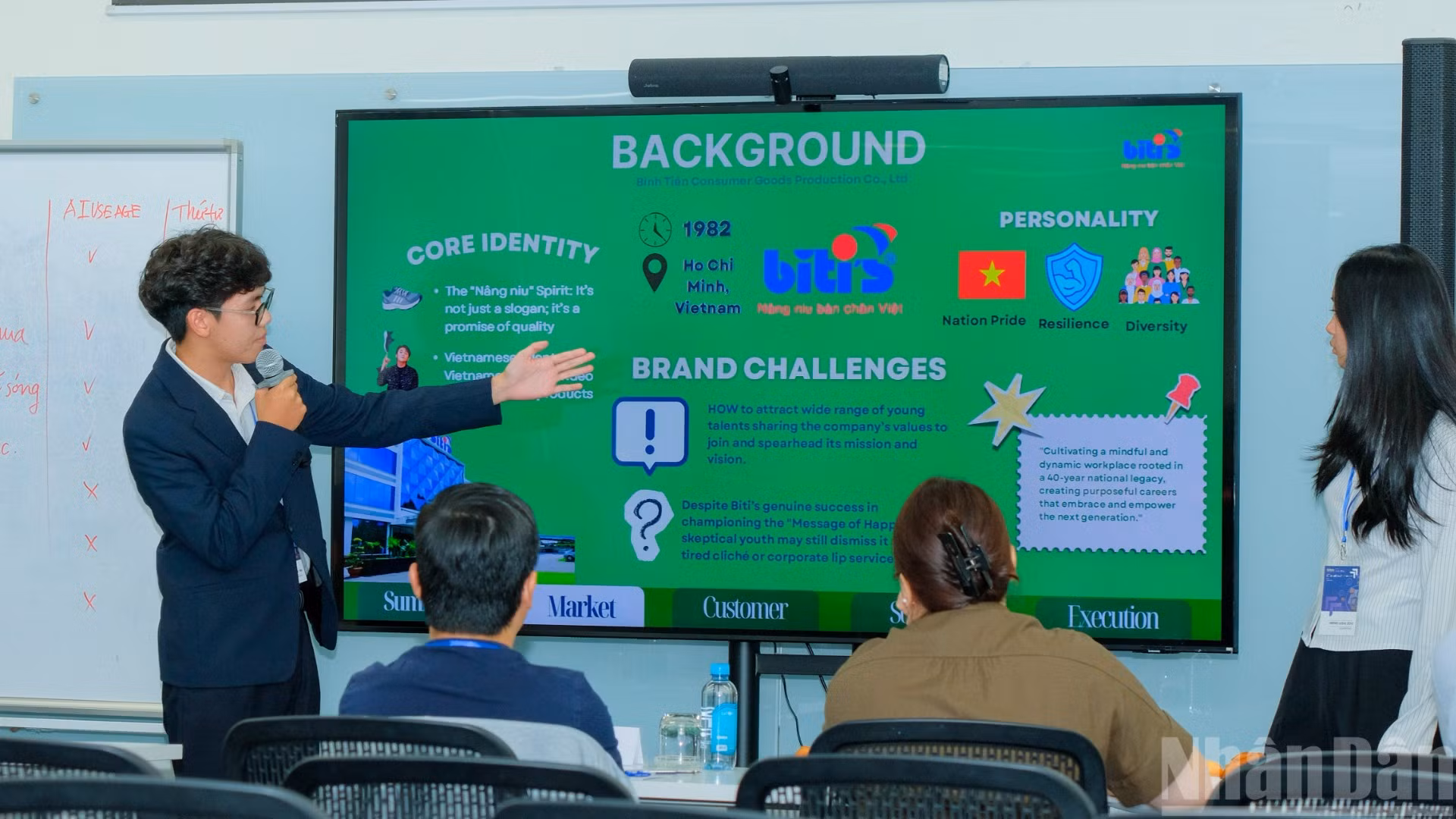 Học sinh tham gia VBIC.