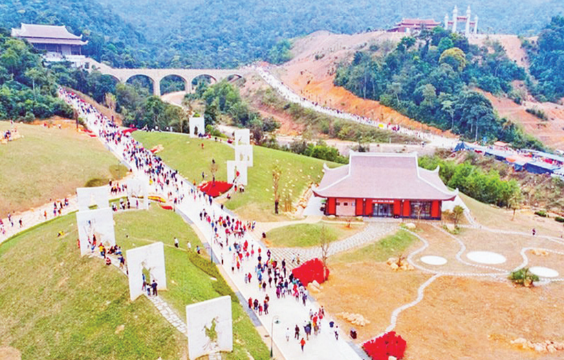 Lễ hội Tây Yên Tử, điểm đến thu hút khách du lịch của xã Tây Yên Tử. (Ảnh Thế Đại)