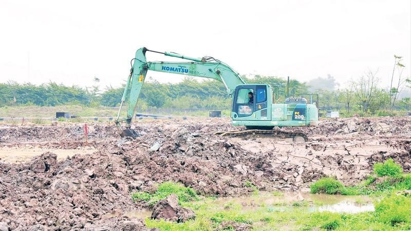 Thi công dự án đường song hành vành đai 5 trên địa bàn tỉnh Ninh Bình.