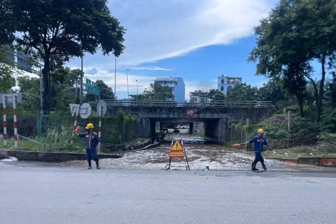 Hà Nội chủ động triển khai các biện pháp ứng phó cao nhất trước cơn bão MatMo.