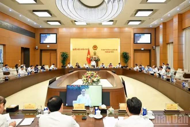 Quang cảnh Phiên họp thứ 2 của Ủy ban Thường vụ Quốc hội. (Ảnh: DUY LINH)
