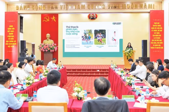 Quang cảnh Hội thảo “Phát triển toàn diện thế hệ trẻ Việt Nam-Kiến tạo nguồn lực cho kỷ nguyên mới”. (Ảnh: THẾ ĐẠI)