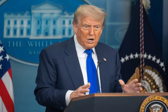 Tổng thống Mỹ Donald Trump trong cuộc họp báo tại Nhà Trắng. (Ảnh: THX/TTXVN)