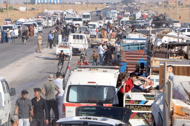 Người tị nạn Syria trở về nhà ở thành phố Ras al-Ain, ngày 10/8/2026. (Ảnh: THX/TTXVN phát)