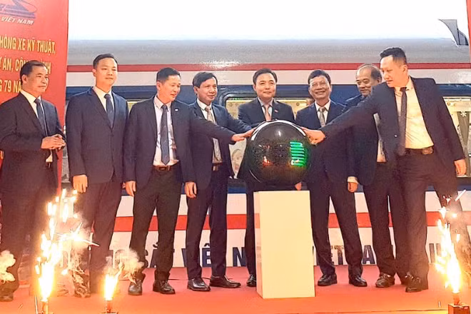 Tổng công ty Đường sắt Việt Nam khởi công, khánh thành 3 dự án, hướng tới chào mừng 79 năm Ngày Toàn quốc kháng chiến và Đại hội đại biểu toàn quốc lần thứ XIV của Đảng.