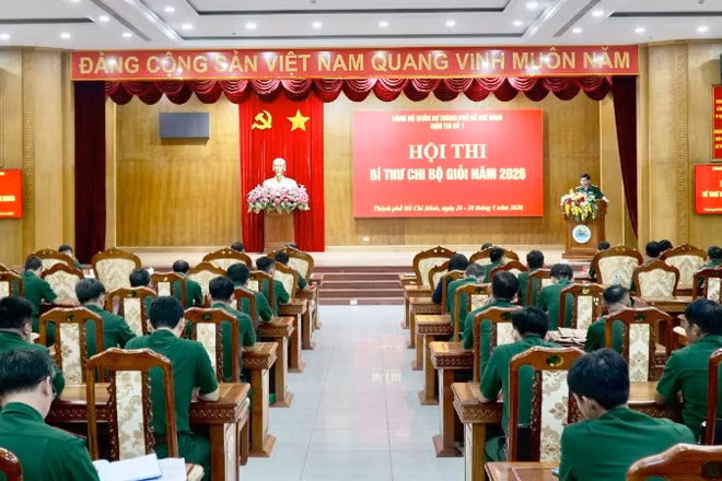 Khai mạc hội thi. (Ảnh: QUANG TIẾN)