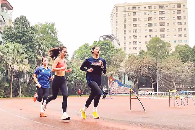 Đội tuyển điền kinh Việt Nam tập luyện cho các giải đấu quốc tế, hướng tới ASIAD 20.