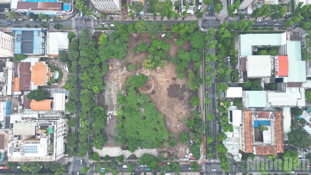 Chỉnh trang 9 khu “đất vàng” bỏ hoang thành công viên, vườn hoa, tạo không gian sinh hoạt cộng đồng phục vụ người dân dịp Tết Bính Ngọ 2026.