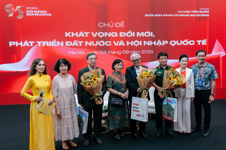 Ngoại giao quốc phòng – Thông điệp hòa bình từ Việt Nam. bul0945.jpg