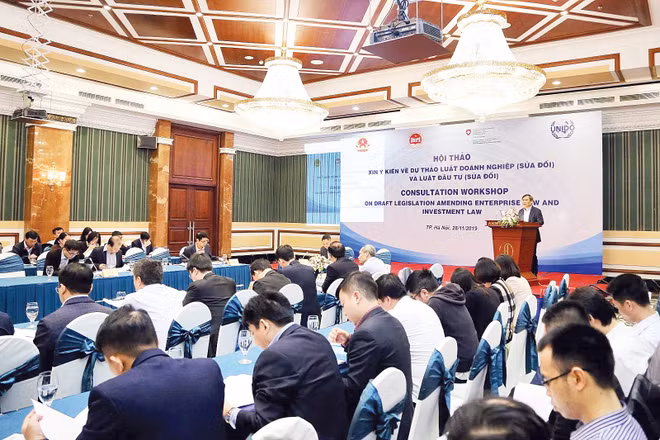 Hiến định quyền kinh doanh và bước chuyển về tư duy quản lý