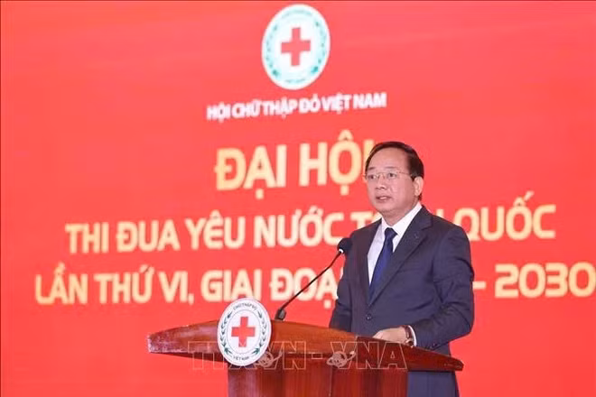 Bí thư Trung ương Đảng, Trưởng ban Tuyên giáo và Dân vận Trung ương Trịnh Văn Quyết phát biểu tại hội nghị. 