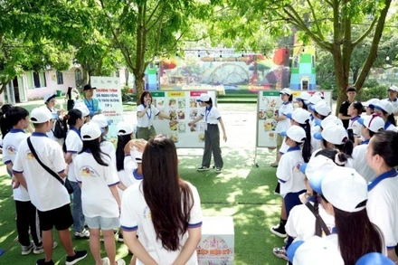 Hoạt động giáo dục kiến thức và vận động cho người bệnh đái tháo đường típ 1 trong khuôn khổ CDiC tại Hà Nội.