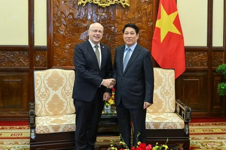 Chủ tịch nước Lương Cường tiếp Đại sứ Phần Lan đến chào từ biệt. (Ảnh: THỦY NGUYÊN)