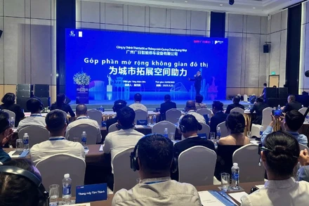 Hội thảo giới thiệu thương hiệu GRI Elevator Vietnam được tổ chức với sự tham dự của lãnh đạo tập đoàn, đại diện các hiệp hội ngành nghề.