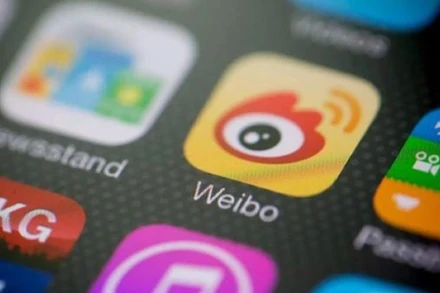 Cục Quản lý Không gian mạng Trung Quốc đã cảnh báo và áp dụng các biện pháp hành chính đối với nền tảng livestream Kuaishou và mạng xã hội Weibo.