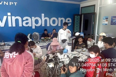 Một điểm sạc miễn phí của VNPT tại xã Sơn Hòa, tỉnh Đắk Lắk ngày 7/11/2025.