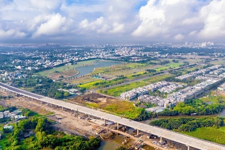 Với bất động sản, “tứ giác huyết mạch” tạo ra một mặt bằng phát triển khác biệt so với các khu vực bám đơn trục.