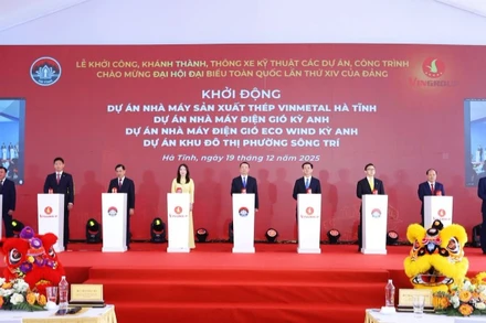 Khởi động các dự án năng lượng, công nghiệp trọng điểm của Vingroup tại Vũng Áng.